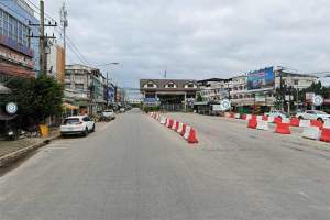 Firefeltsvei i Thailand er allerede klar. Her på vei mot sjekkpunktet på grensen mot Myanmar i Mae Sot. Faksimile: Google Maps
