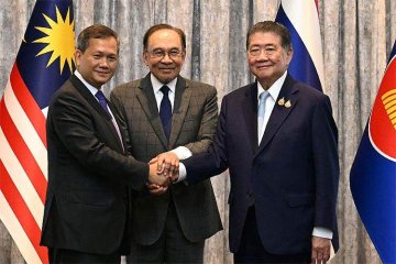 Usikker våpenhvile holder fortsatt – med Kina og USA på banen