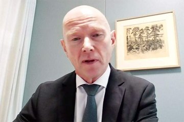 Ny ambassadør kommer i august – lover å orientere seg om alle saker